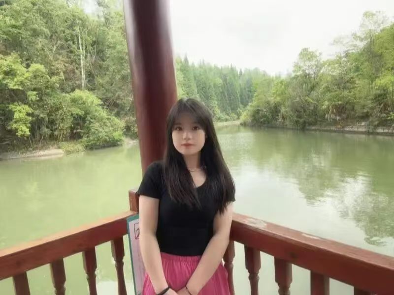 F218